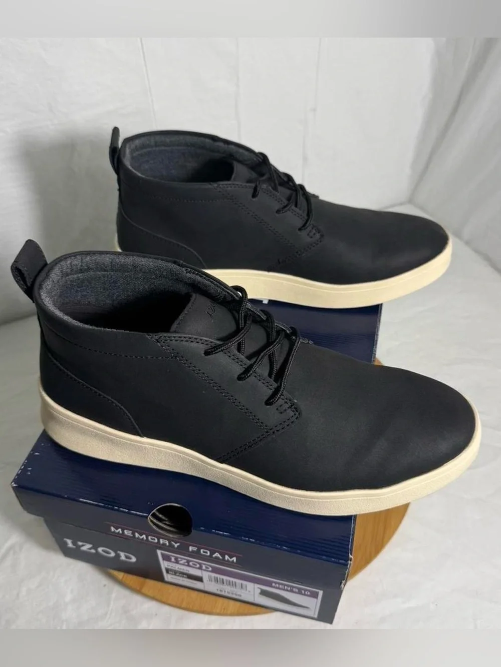 IZOD Palmer Men’s Chukka Boots Black Memory Foam Casual Shoes Size 10 New in Box